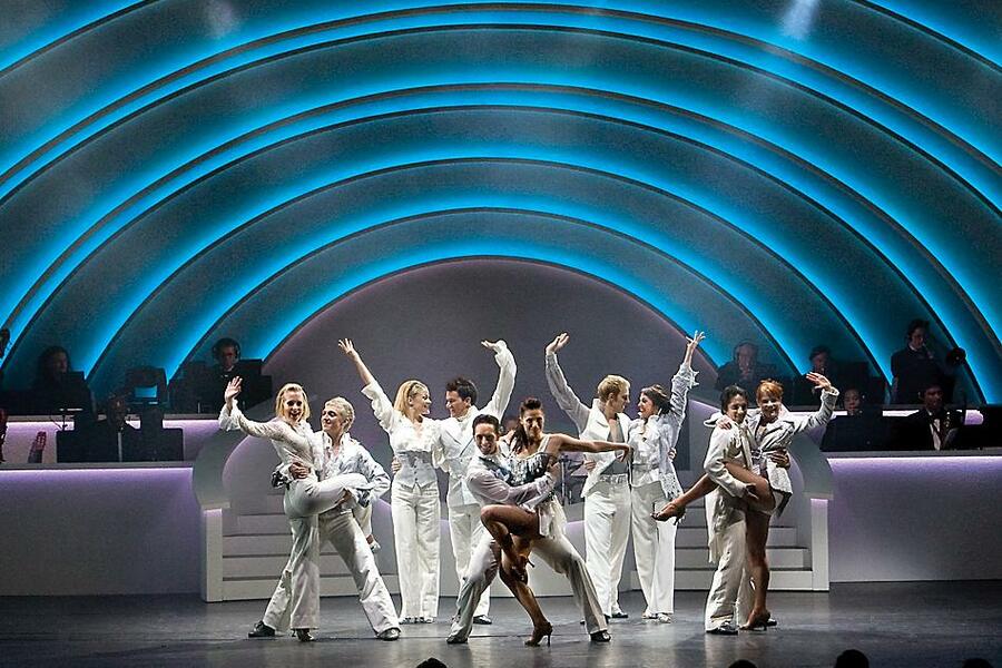 RCI Center Stage.jpeg